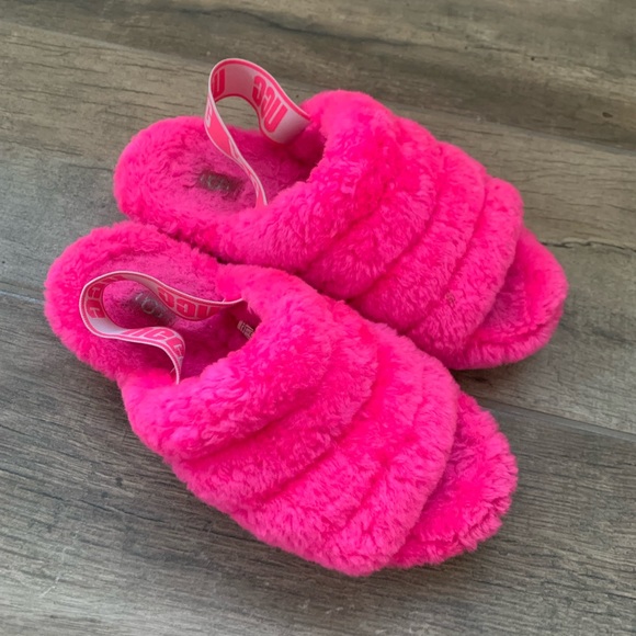 Platformed “Fluff Yeah” Slide Uggs Size 9 - Picture 2 of 5